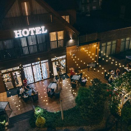 Hotel Lord Старгард-Щециньски Экстерьер фото