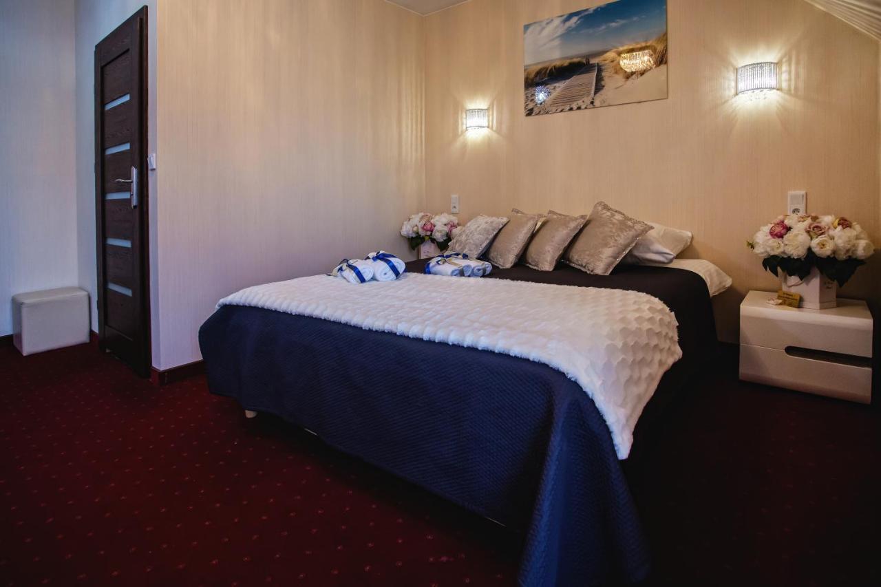 Hotel Lord Старгард-Щециньски Экстерьер фото