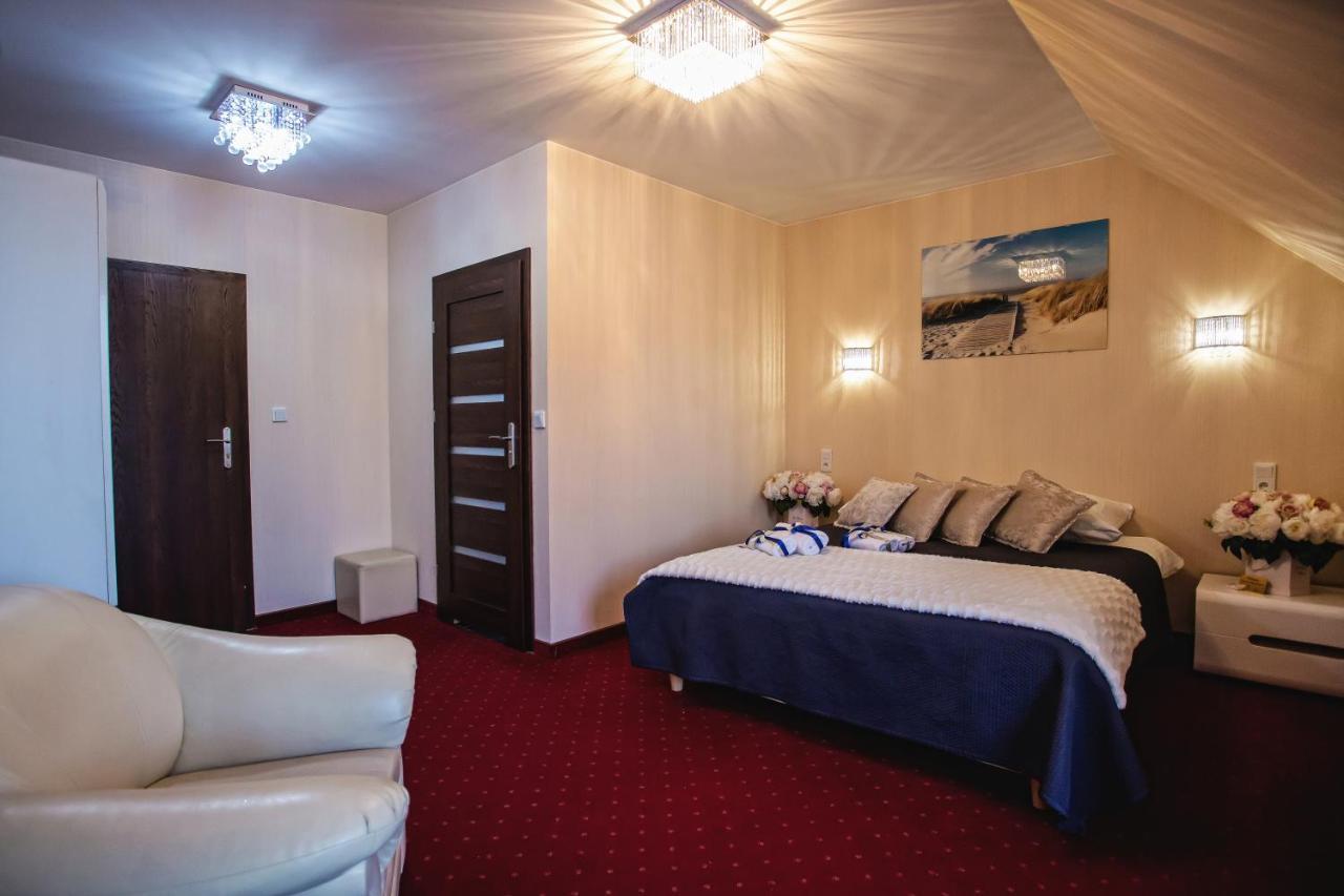 Hotel Lord Старгард-Щециньски Экстерьер фото